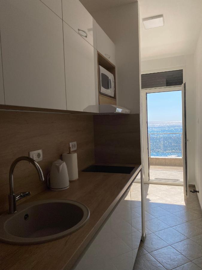 Acacia Apartmani ซูโตมอเร ภายนอก รูปภาพ